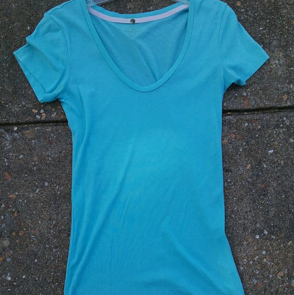 Light Blue VS Top